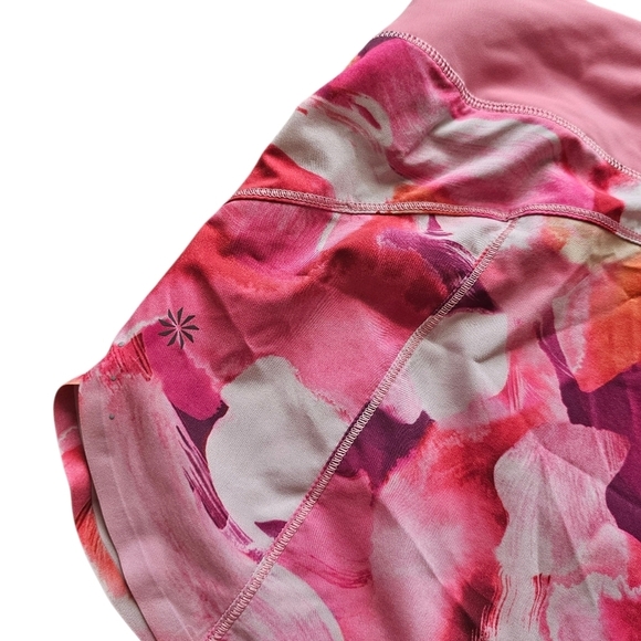Athleta Women's Pink Floral Printed Run With It 3.5" Short Size XS - Picture 3 of 7